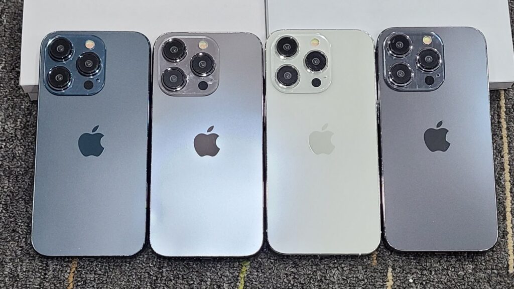 refurbished iPhone in UAE