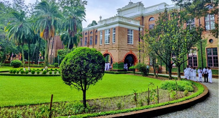 A Parent's Guide to Boarding Schools in Dehradun: What You Need to Know